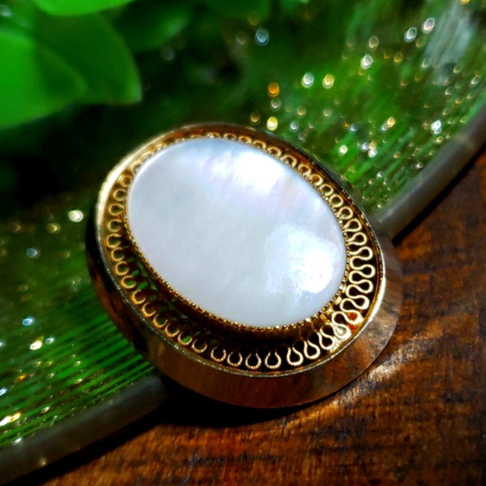 Vintage Victorian Revival Gold Framed MOP Mother of Pearl Cabochon Brooch Pin!